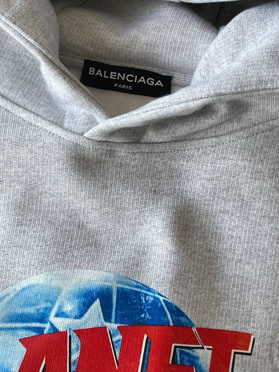 Sudadera Balenciaga "Planet Earth"