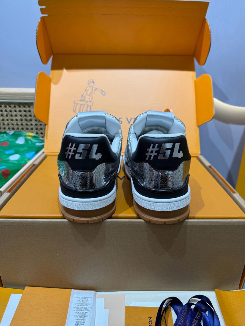 LV Louis Vuitton Trainer Silver Leather