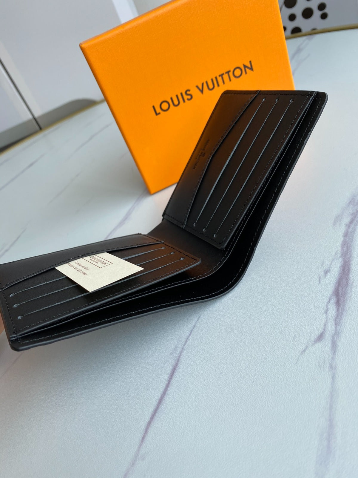 Carteira em pele LV Louis Vuitton