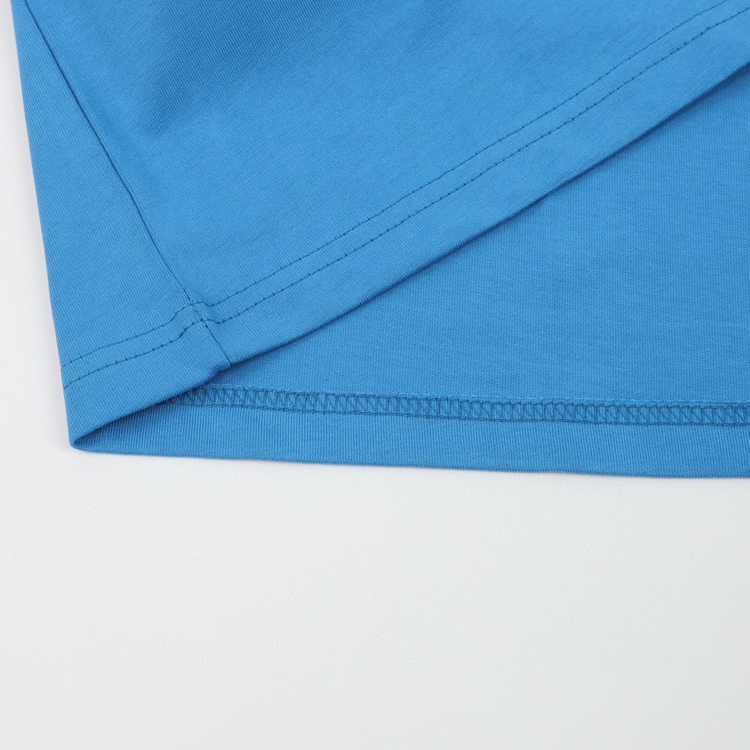 Burberry T-shirt
