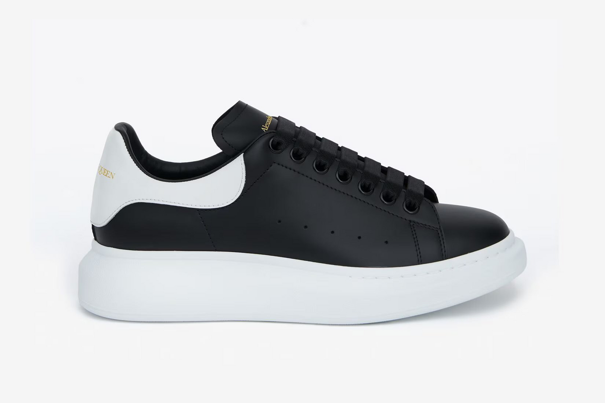 A. McQueen Blanco y Negro