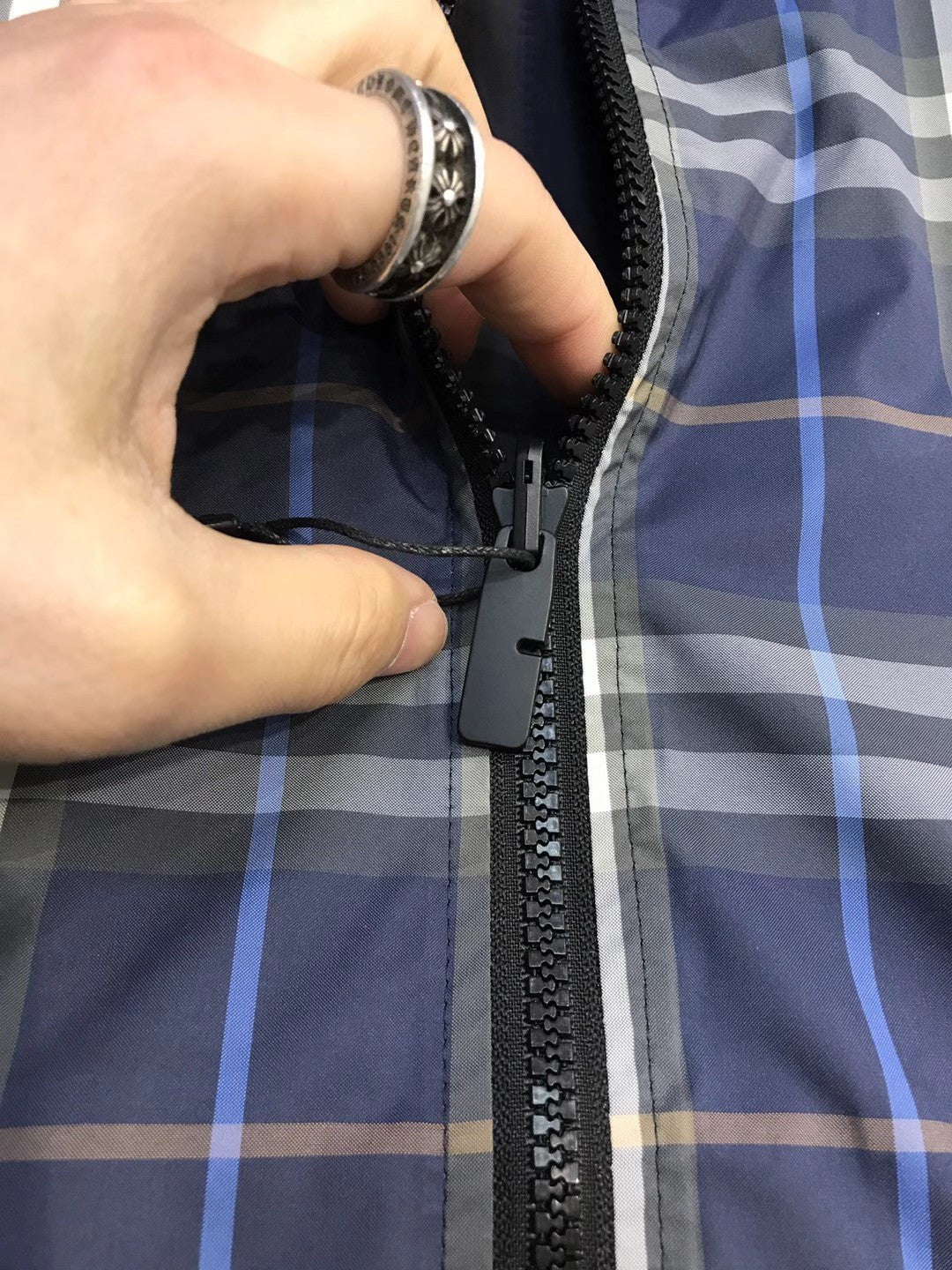 Casaco Burberry reversível modelo Newport