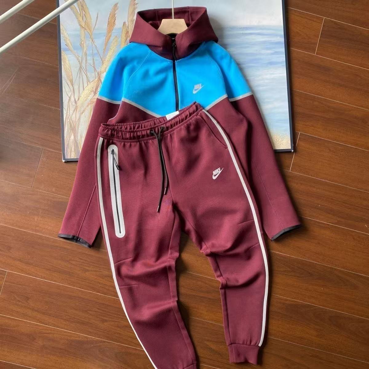 Conjunto Nike Tech