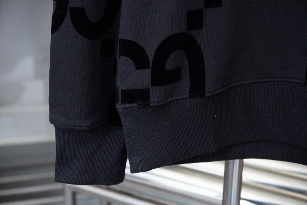 Gucci Sweatshirt