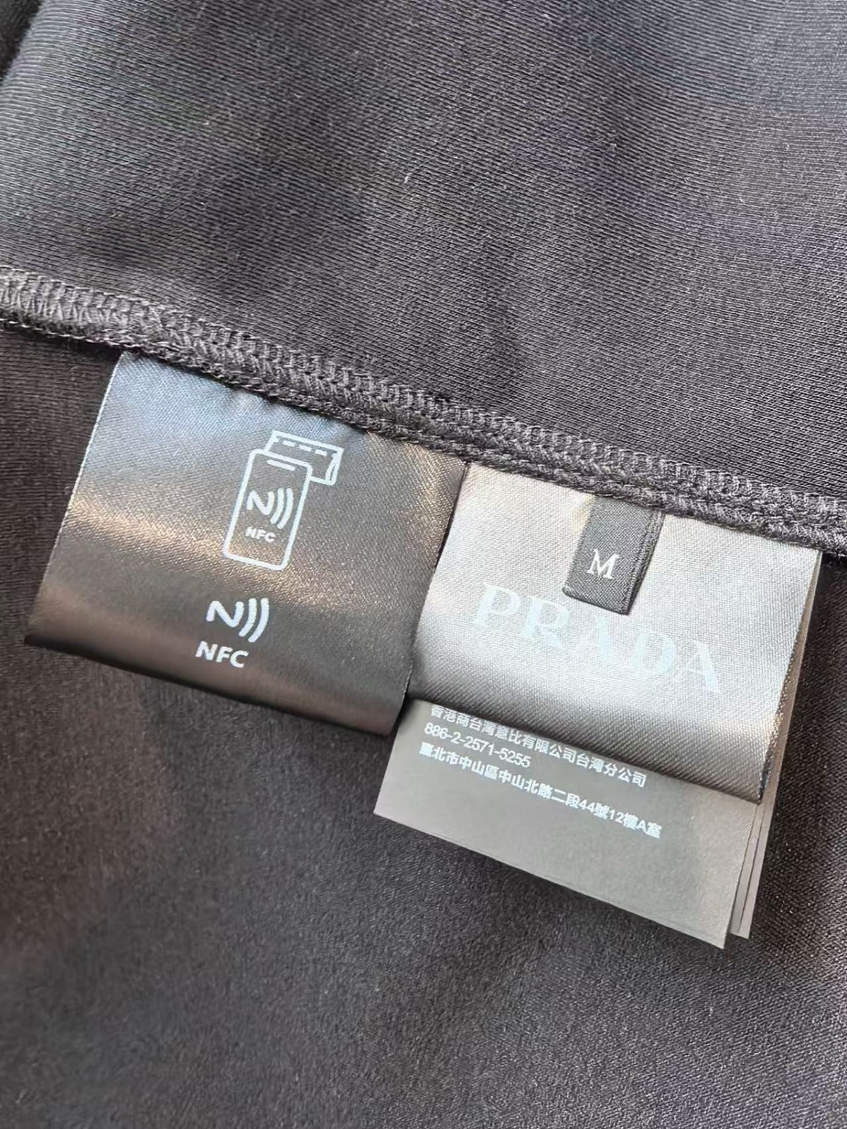 PRADA blouson Re-Nylon Windbreaker