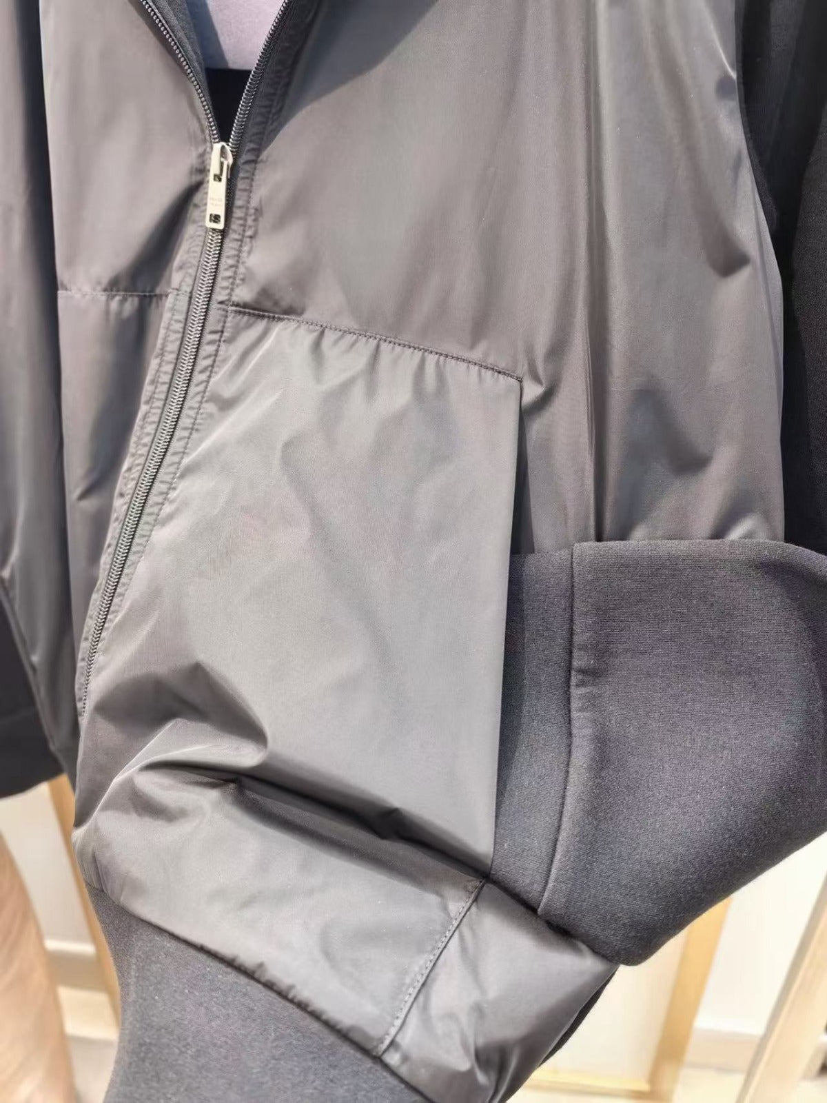 PRADA blouson Re-Nylon Windbreaker