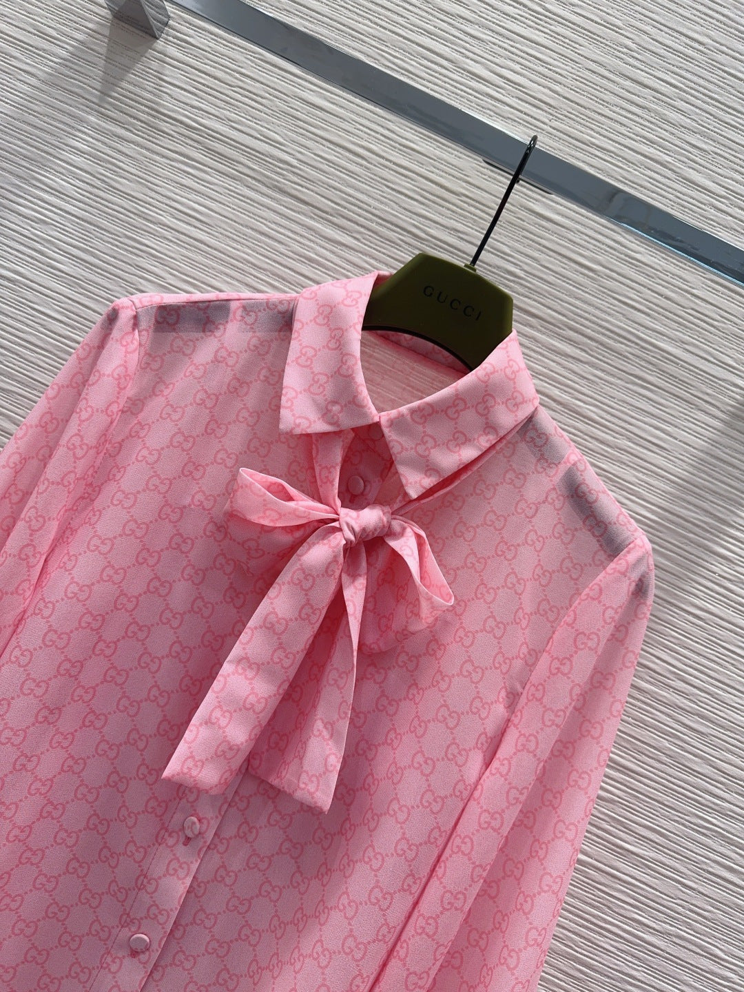 Blusa GG Gucci chifon de seda estampada
