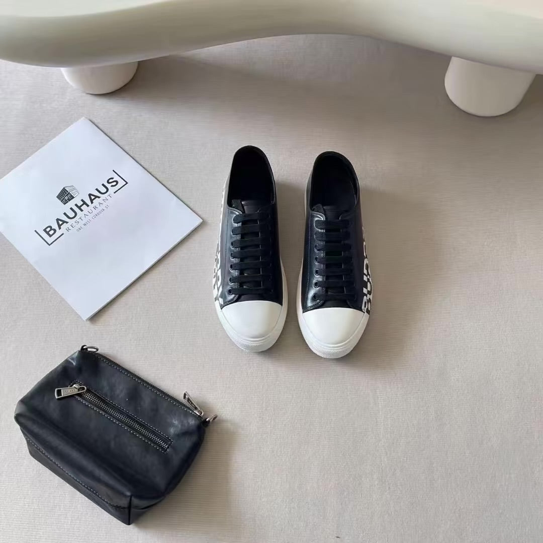 Burberry Sneakers