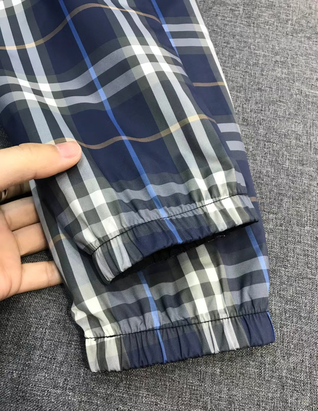 Casaco Burberry reversível modelo Newport