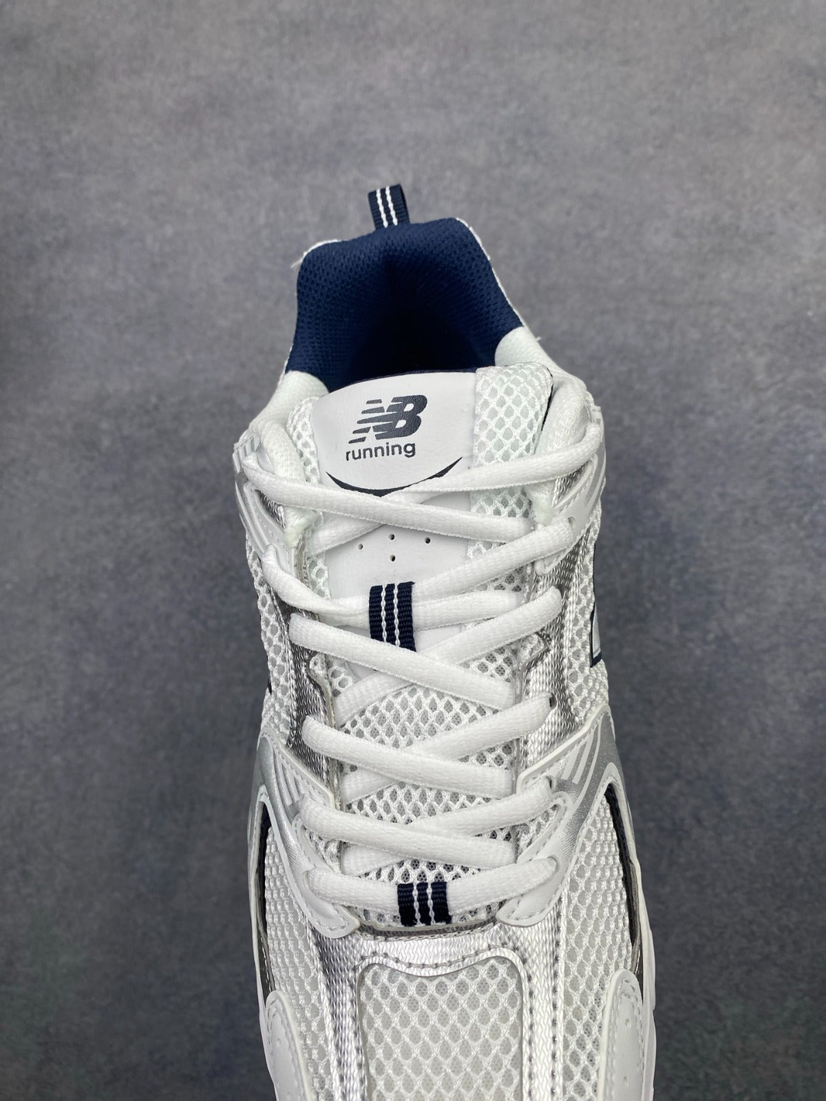 NB New Balance 530