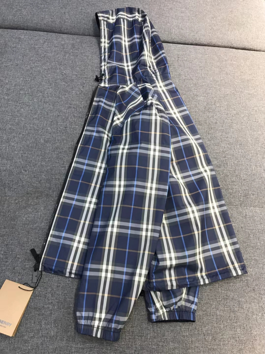 Casaco Burberry reversível modelo Newport