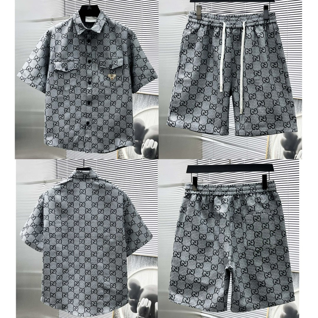 Conjunto GG Gucci monogram