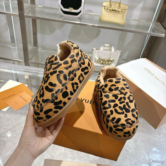 LV Louis Vuitton Yeti
