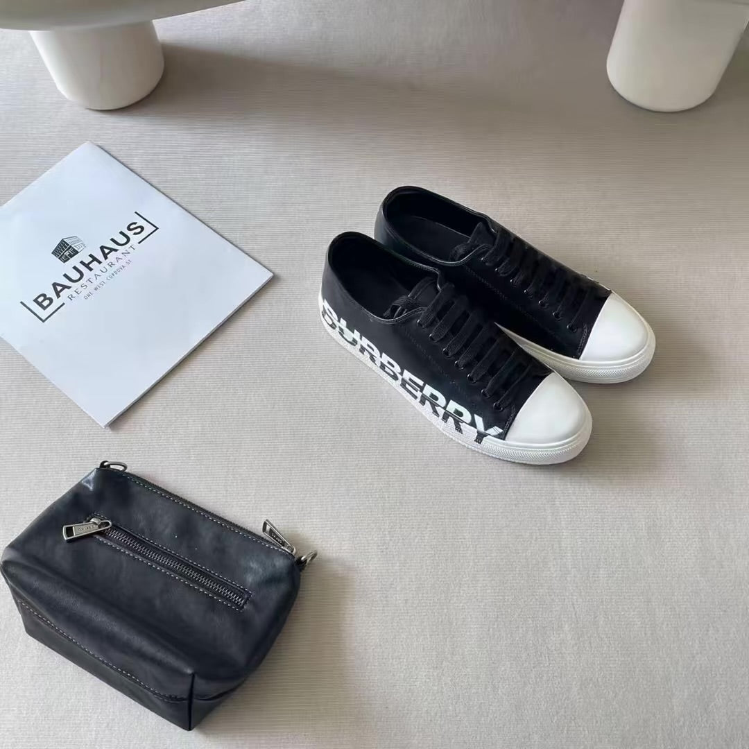 Burberry Sneakers