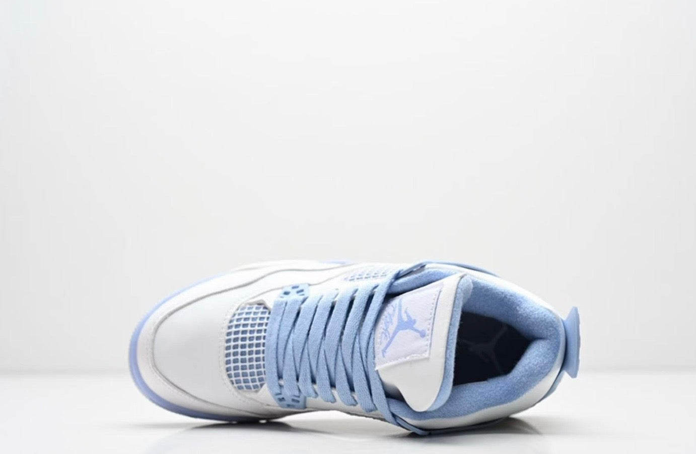 Nike Air Jordan 4 Retro "Forget Me Not" / "Aluminum"