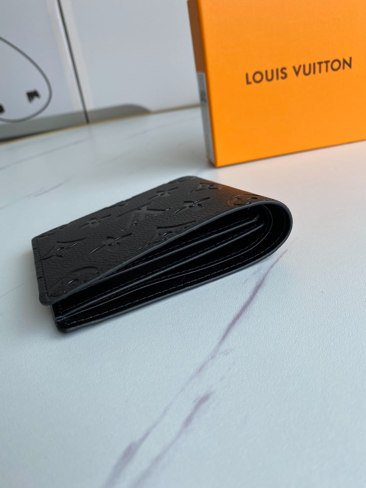 Carteira em pele LV Louis Vuitton