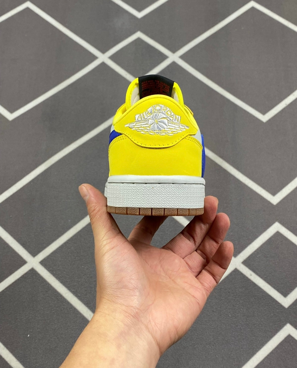Nike Air Jordan 1 Retro Low OG SP "Canary" x Travis Scott