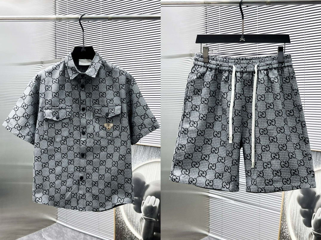 Conjunto GG Gucci monogram