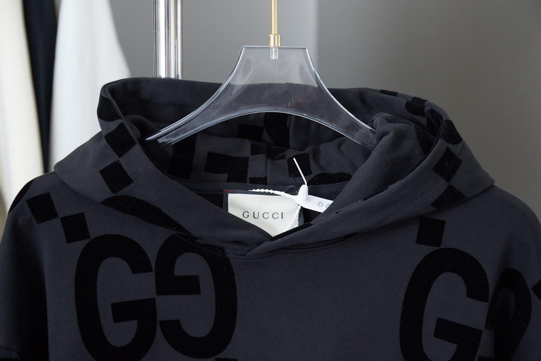 Gucci Sweatshirt