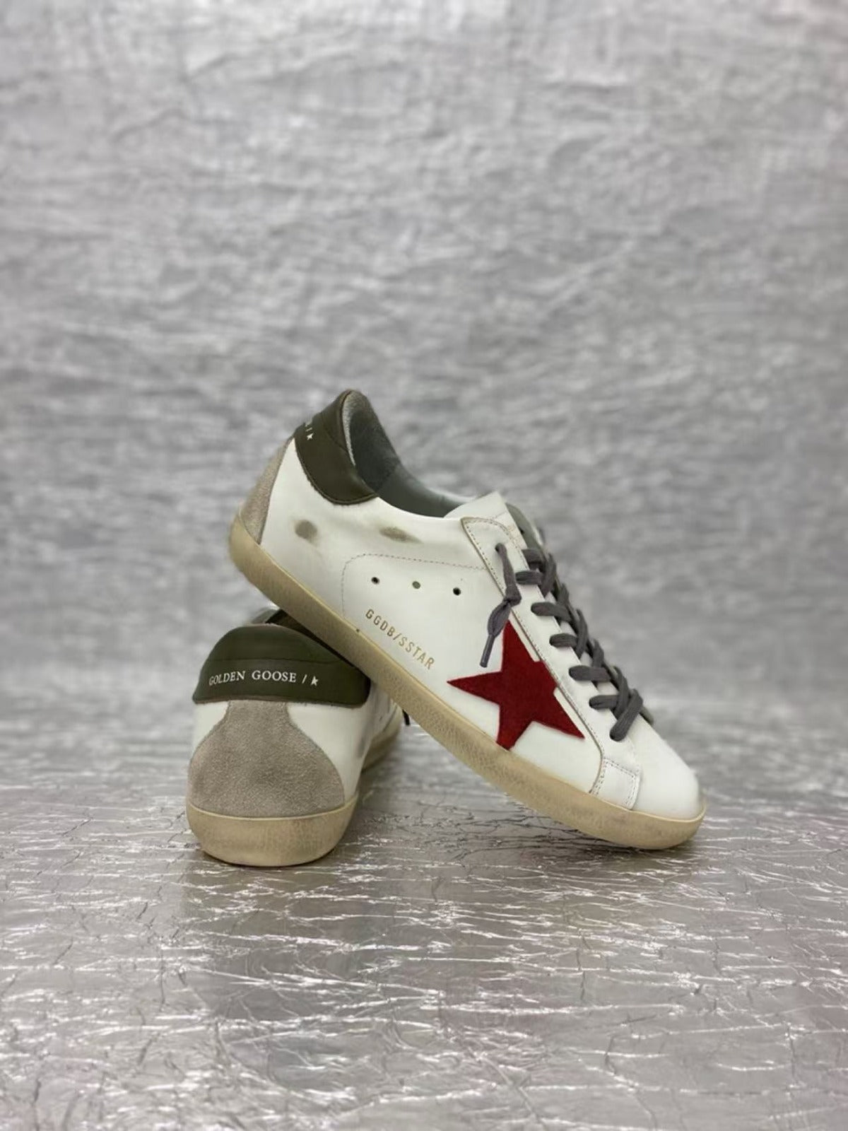 Golden Goose Super-Star