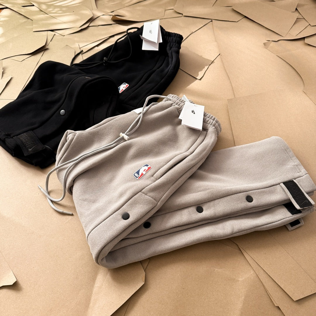 Calça Nike x Fear of God Warm-Up Tear Away