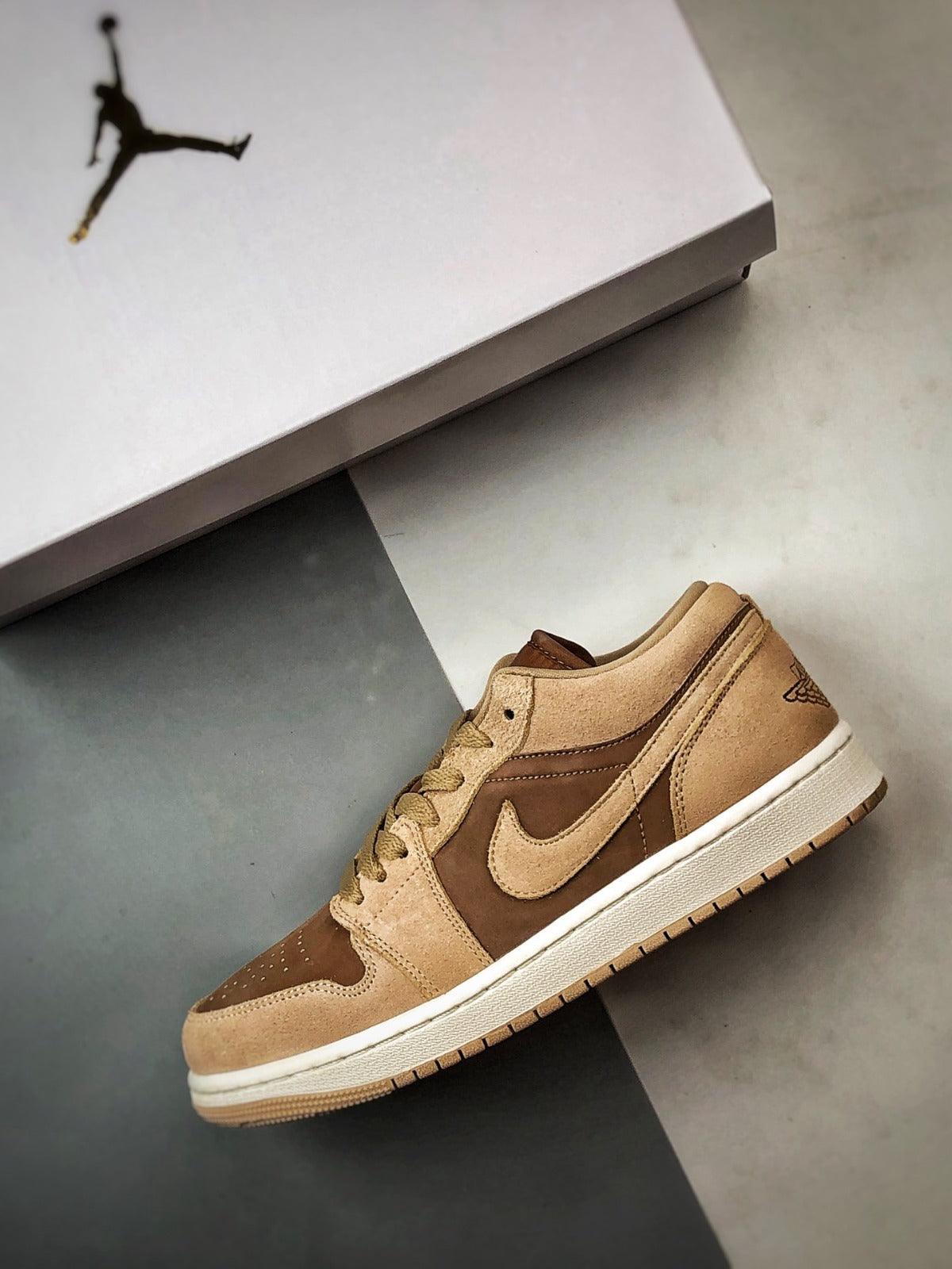 Nike Air Jordan 1 Low "Legend Medium Brown"