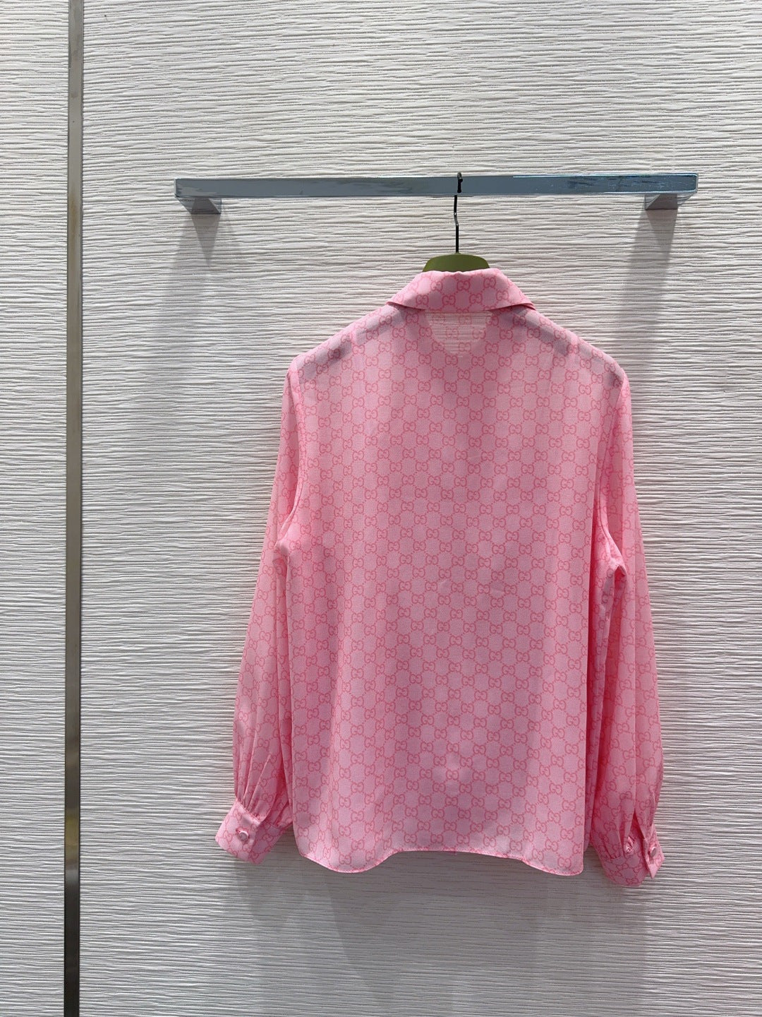 Blusa GG Gucci chifon de seda estampada