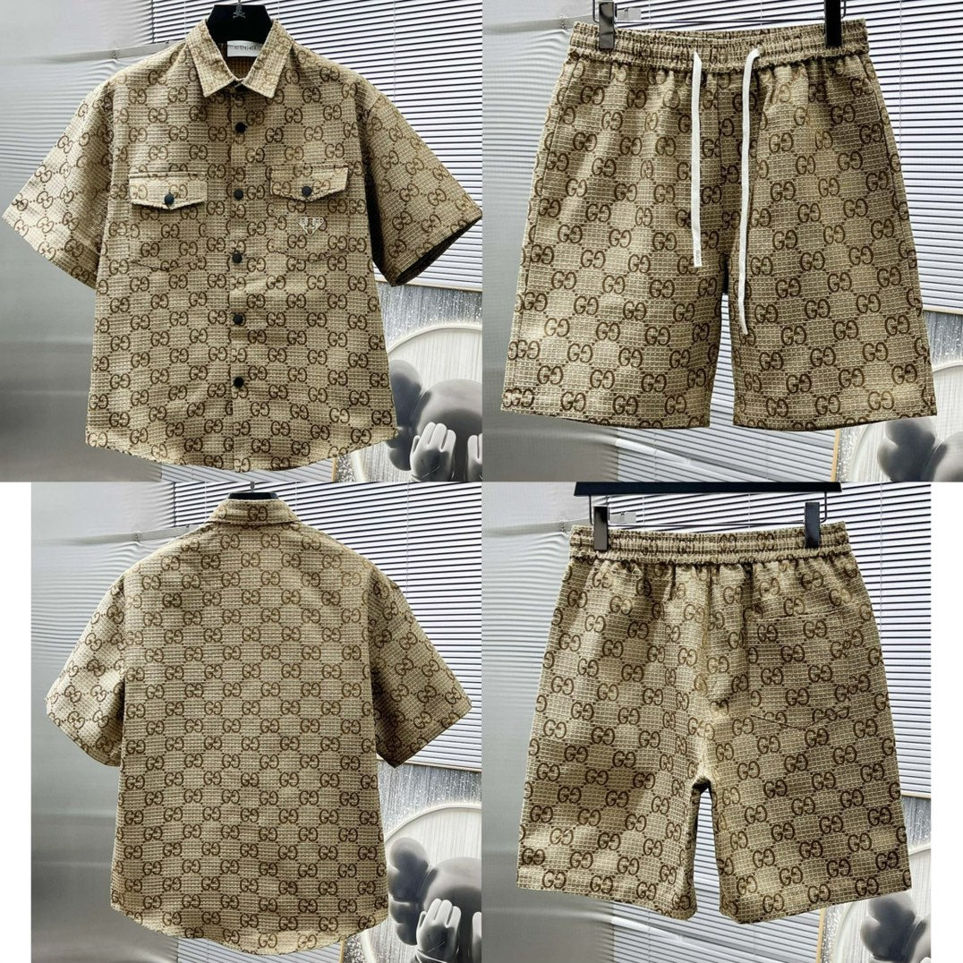Conjunto GG Gucci monogram