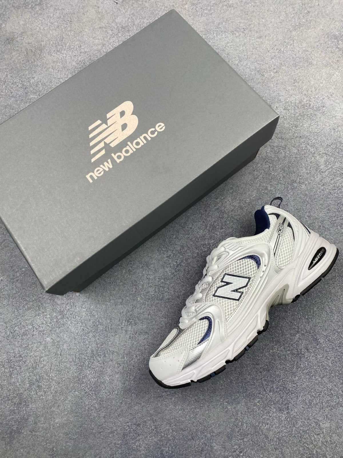 NB New Balance 530