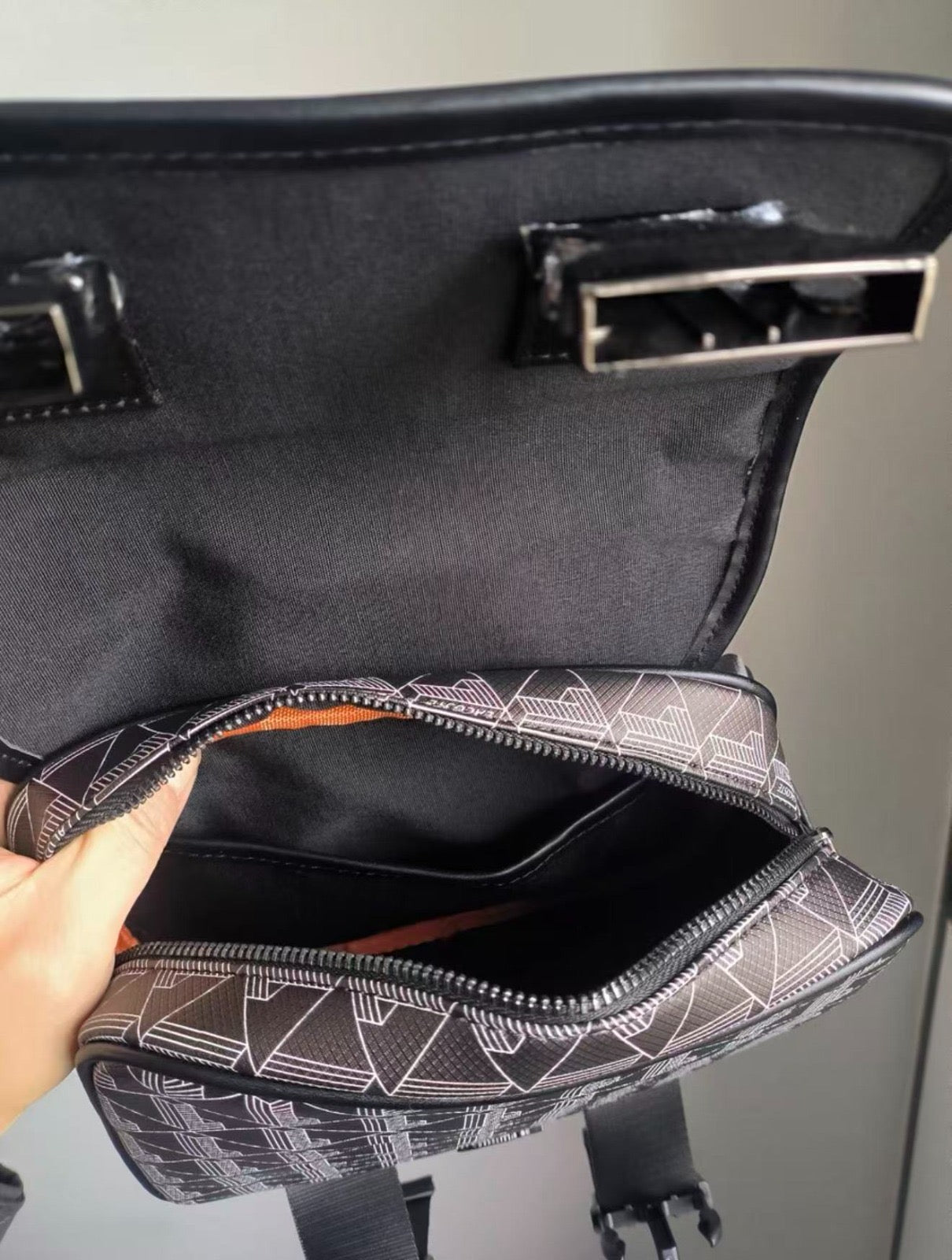 Lacoste Messenger Bag