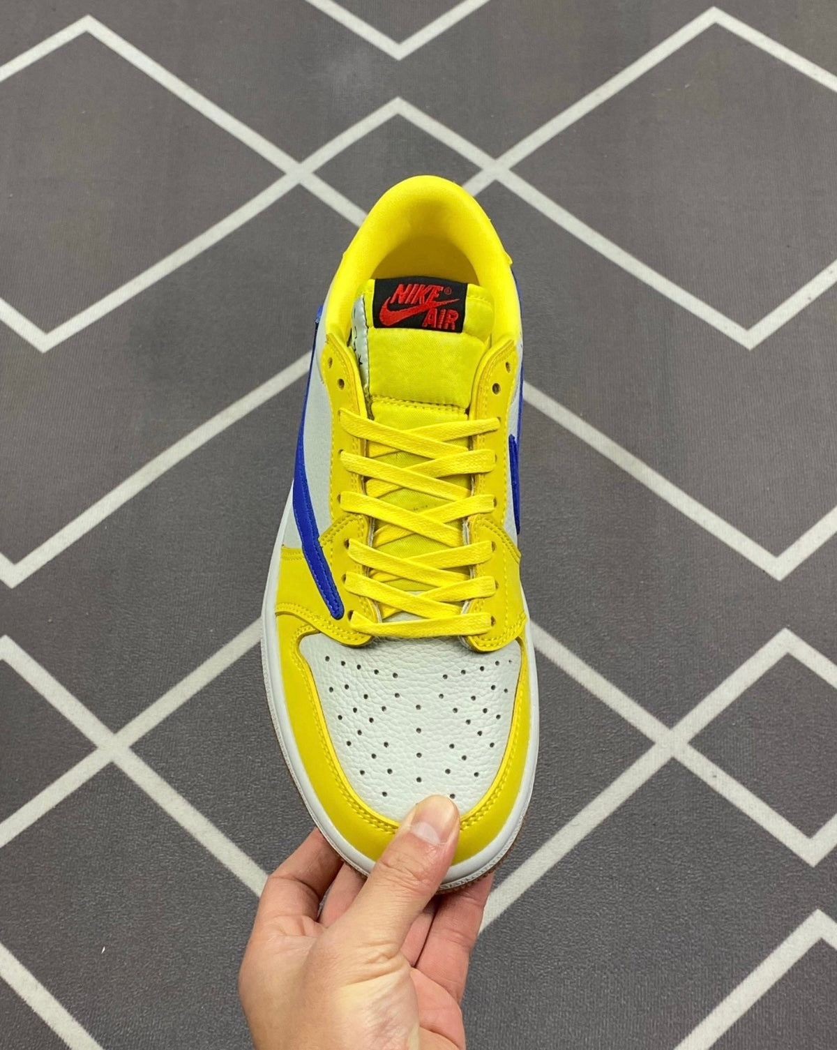 Nike Air Jordan 1 Retro Low OG SP "Canary" x Travis Scott