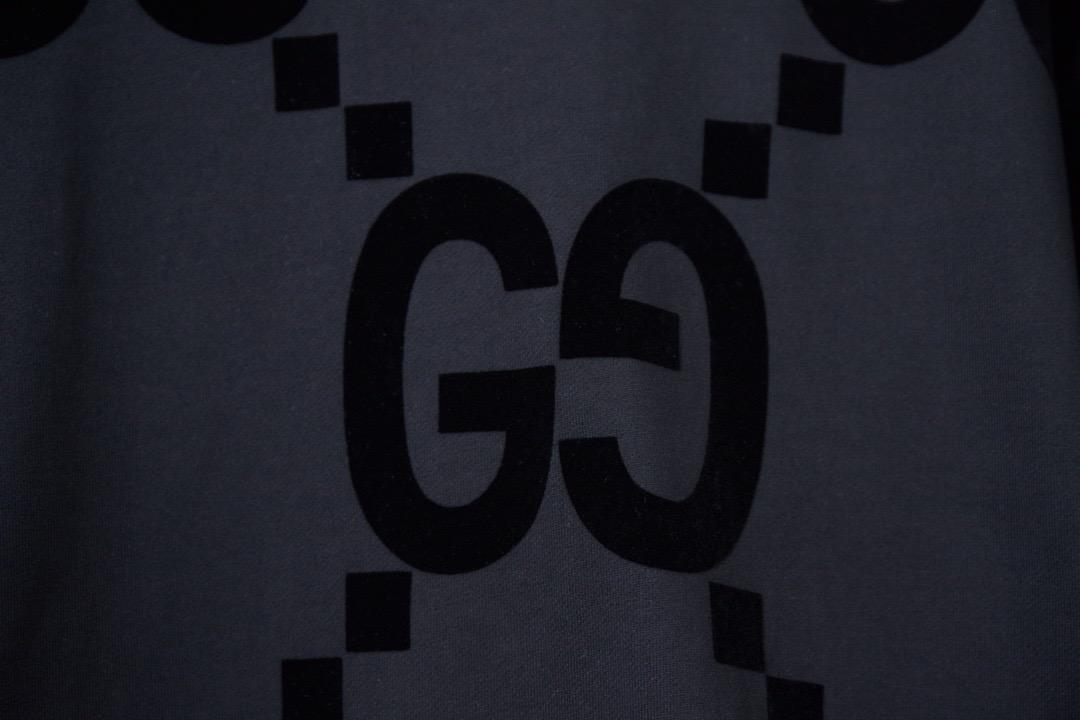 Gucci Sweatshirt