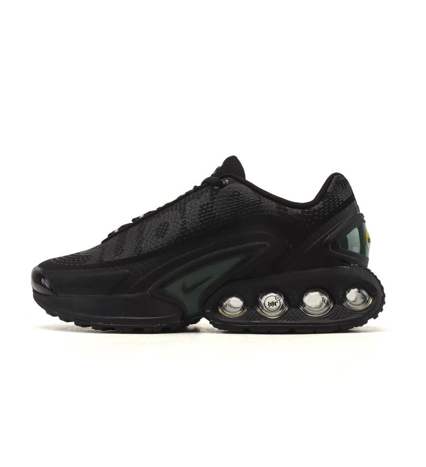 Nike x Supreme Air Max Dn