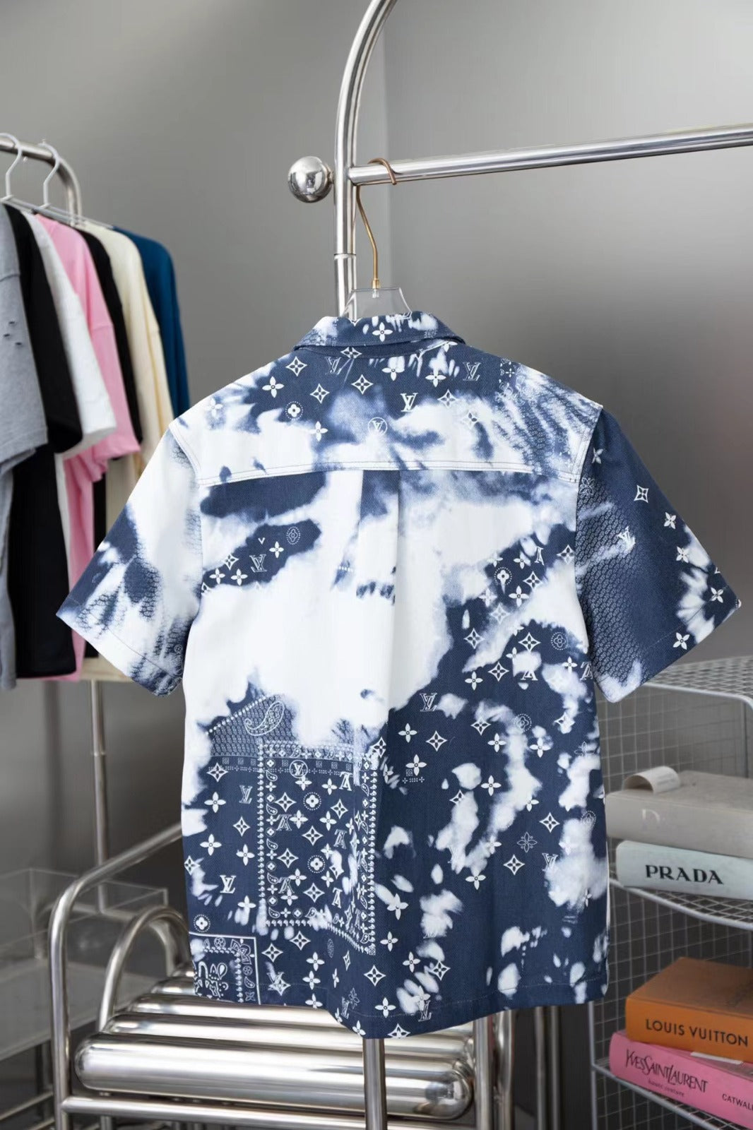 Conjunto LV Louis Vuitton Monograma em ganga