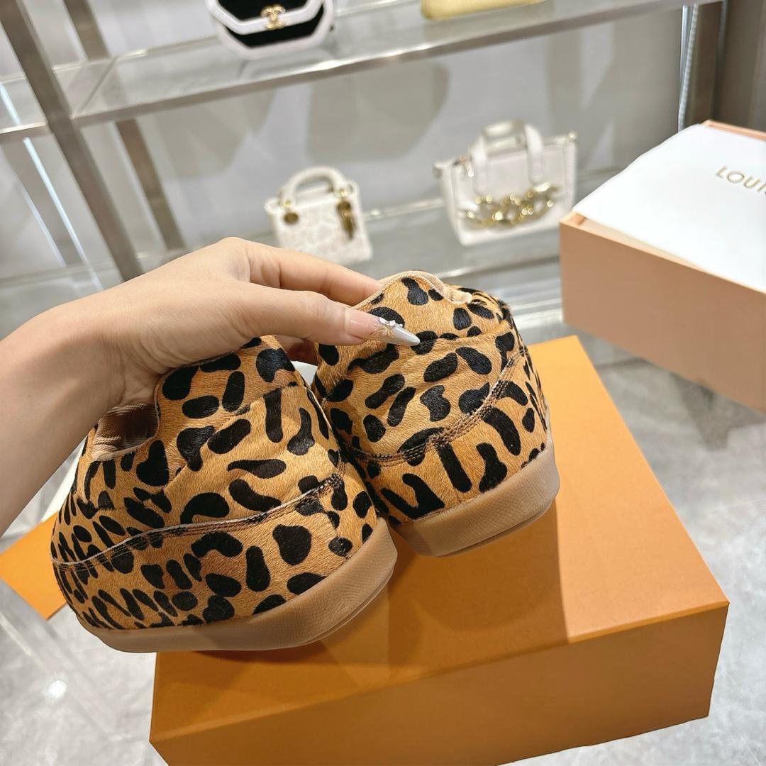 LV Louis Vuitton Yeti