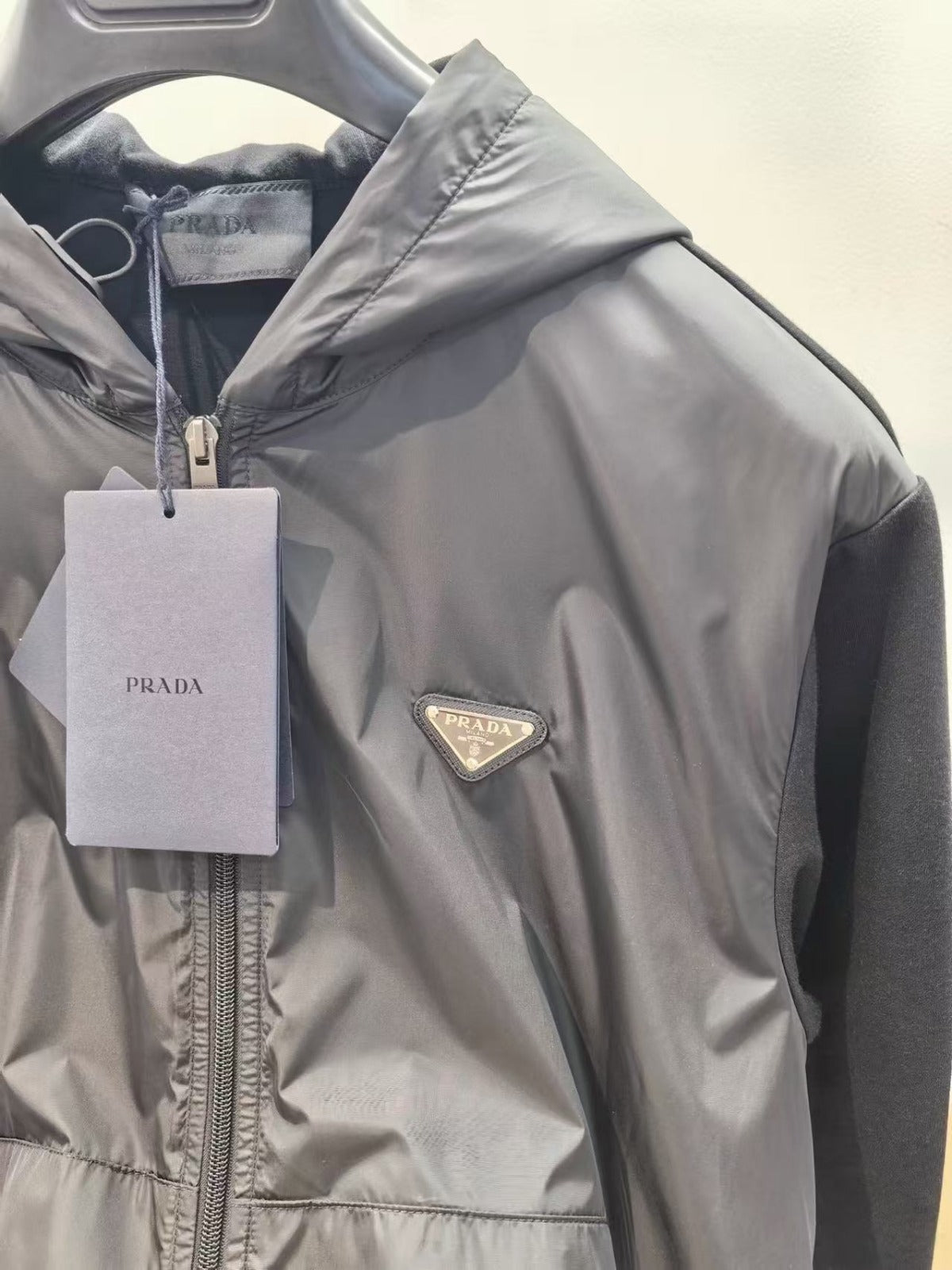 PRADA blouson Re-Nylon Windbreaker