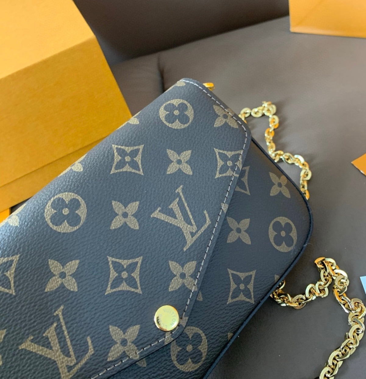 LV Louis Vuitton Pochette Félicie
