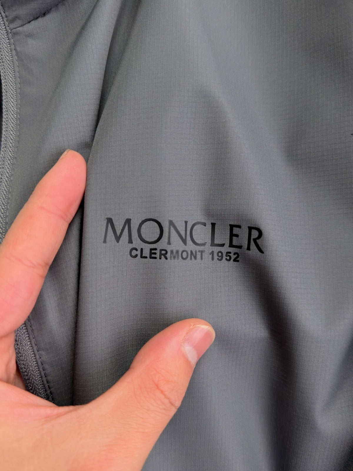 Cortavientos Moncler Graneroq