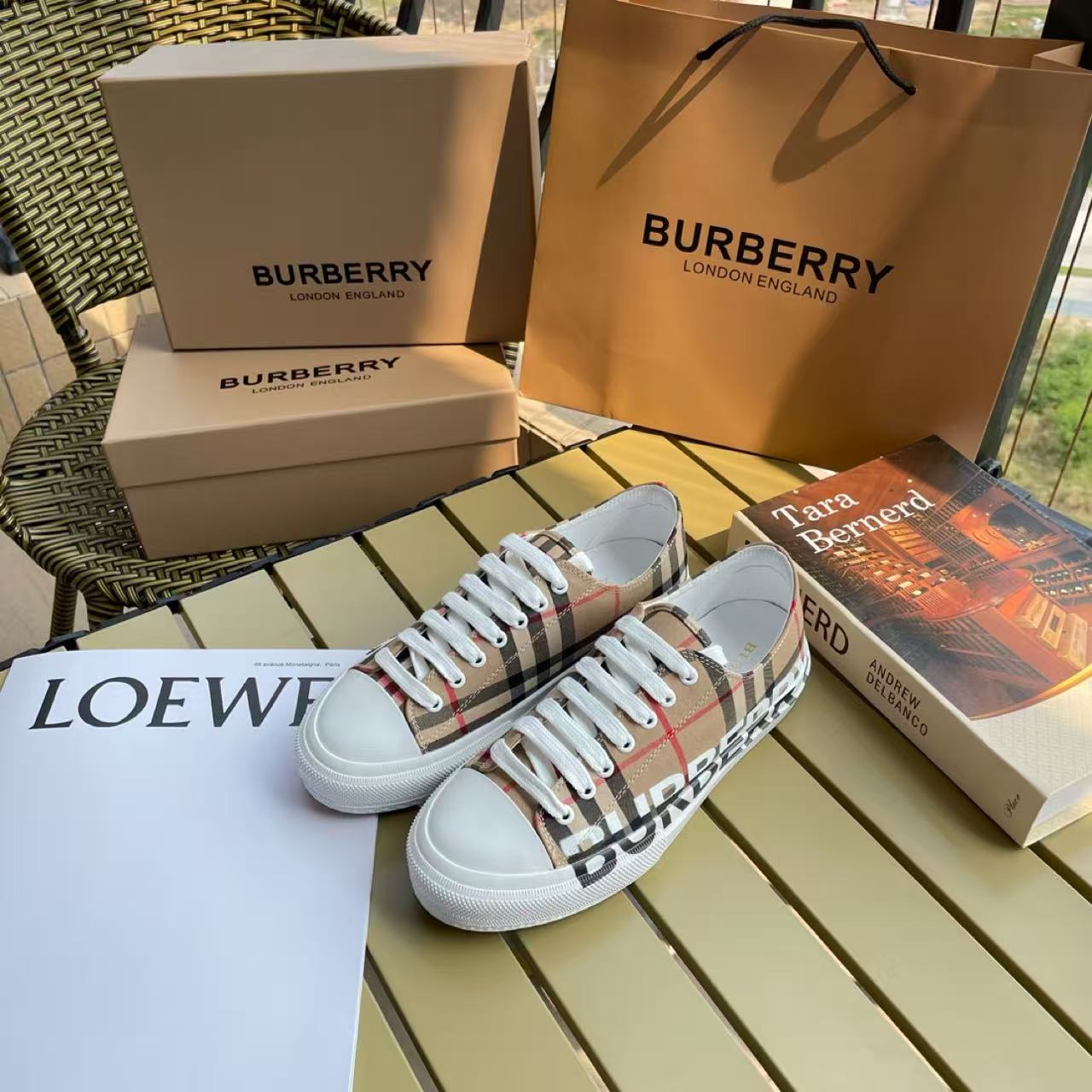Sapatilhas Burberry Larkhall Xadrez Vintage