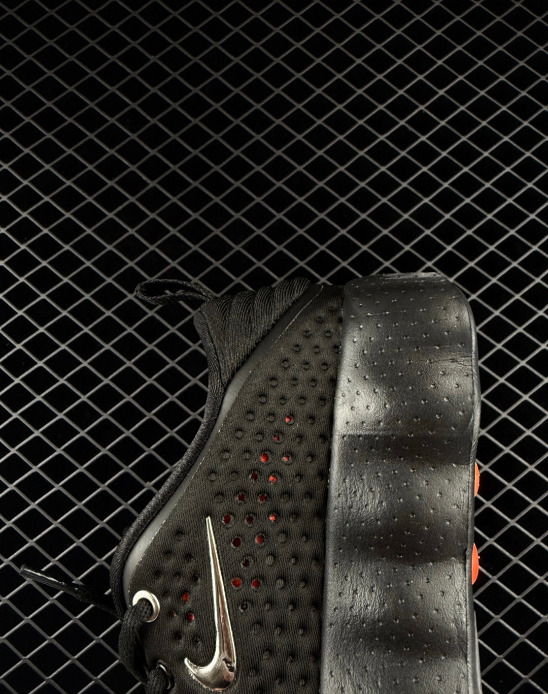 Nike Mind 002 — Black Hyper Crimson