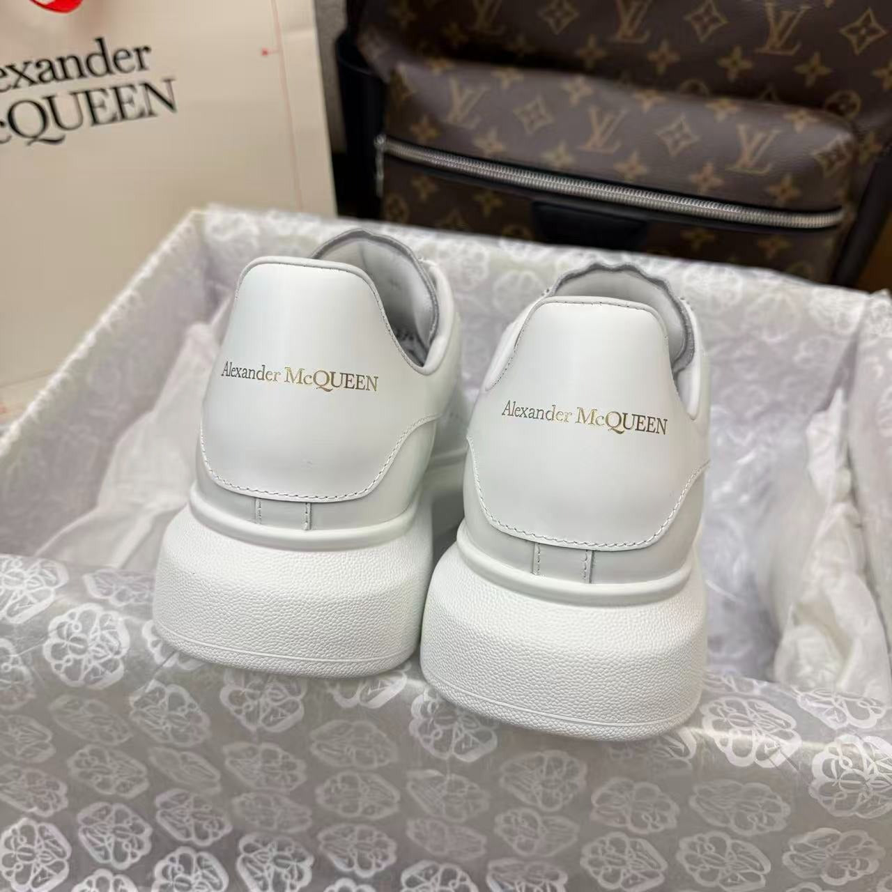 Alexander McQueen Larry