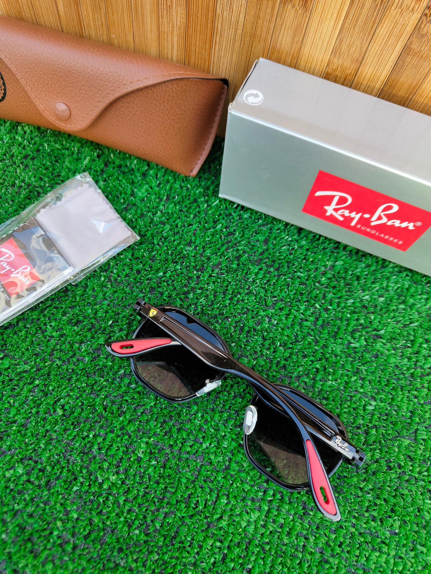 Ray Ban Ferrari