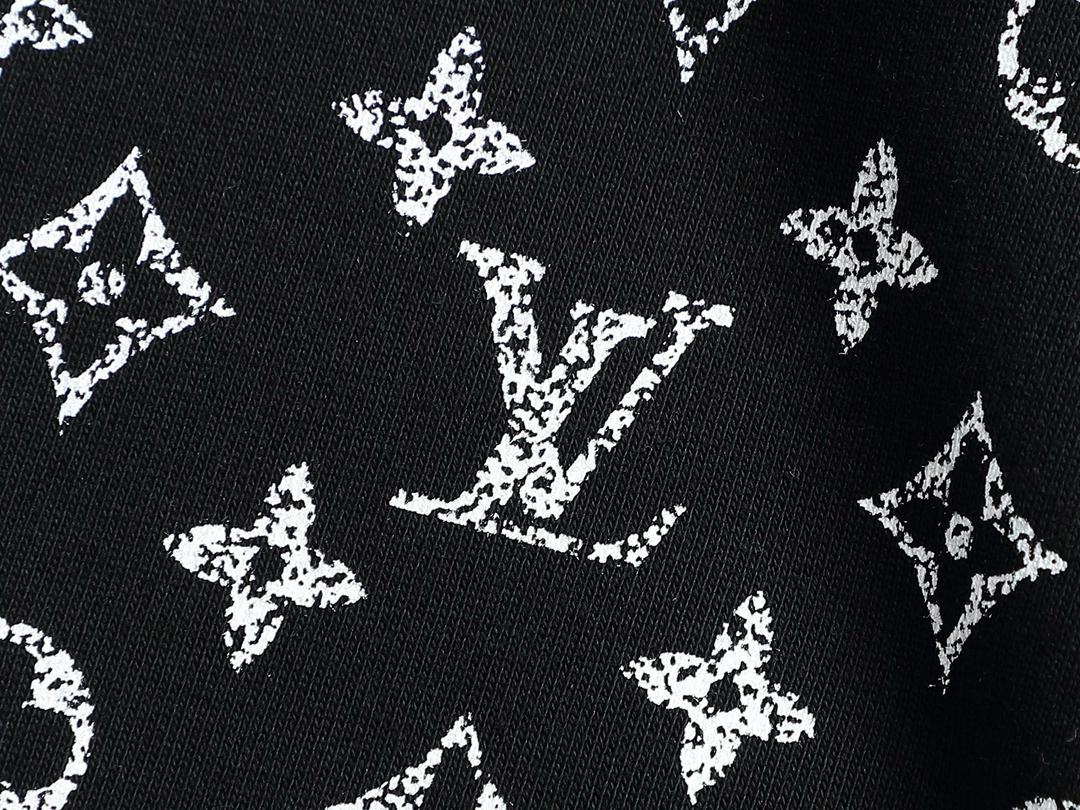Louis Vuitton Monogram Sweatshirt
