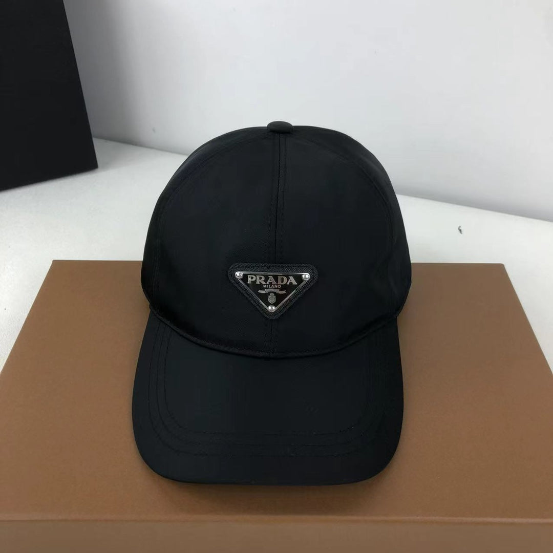 Boné Prada